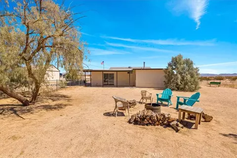 Exterior - 5828 Steeg Rd, Twentynine Palms, CA 92277 photo 11 of 17