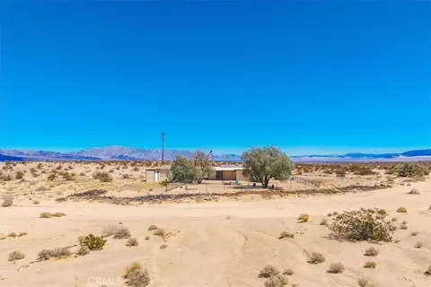 Exterior - 5828 Steeg Rd, Twentynine Palms, CA 92277 photo 16 of 17