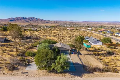 View/Area - 61676 Pueblo Trl, Joshua Tree, CA 92252 photo 7 of 7