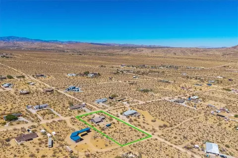 View/Area - 7119 Saddleback Rd, Joshua Tree, CA 92252 photo 7 of 7