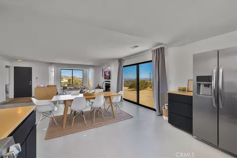 Dining - 7119 Saddleback Rd, Joshua Tree, CA 92252 photo 2 of 2
