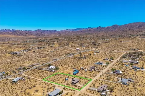 View/Area - 7119 Saddleback Rd, Joshua Tree, CA 92252 photo 5 of 7
