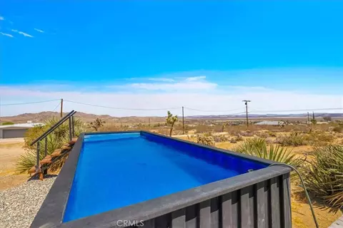 Exterior - 7119 Saddleback Rd, Joshua Tree, CA 92252 photo 12 of 17