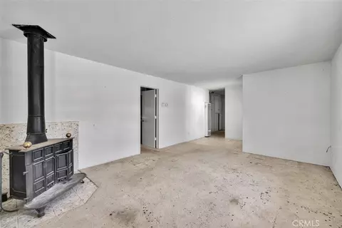 Living - 7983 Grand, Yucca Valley, CA 92284 photo 3 of 3