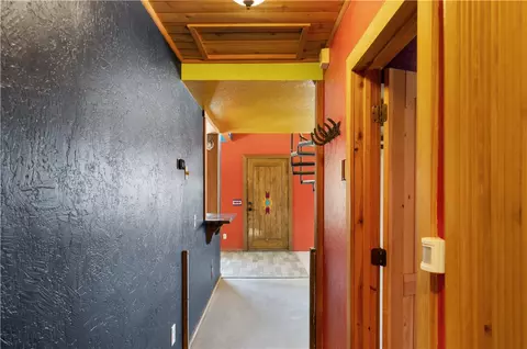 Entry Way - 10219 N Star, Morongo Valley, CA 92256 photo 2 of 2