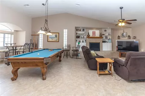Living - 915 Beach Dr, Needles, CA 92363 photo 6 of 6