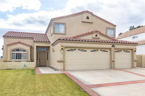 Exterior - 915 Beach Dr, Needles, CA 92363 photo 2 of 8