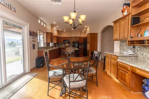 Kitchen - 915 Beach Dr, Needles, CA 92363 photo 1 of 6