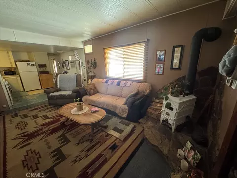 7484 Kickapoo Trl #9, Yucca Valley, CA 92284 photo 9