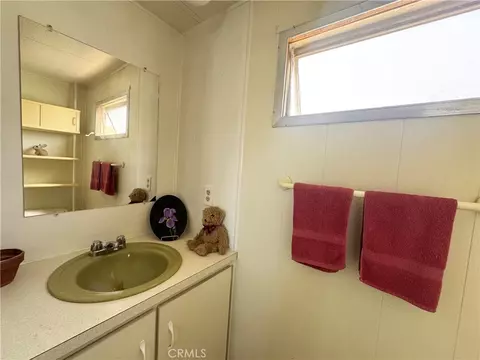 7484 Kickapoo Trl #9, Yucca Valley, CA 92284 photo 19