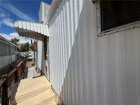 7484 Kickapoo Trl #9, Yucca Valley, CA 92284 photo 24