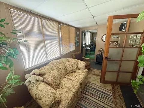 7484 Kickapoo Trl #9, Yucca Valley, CA 92284 photo 5