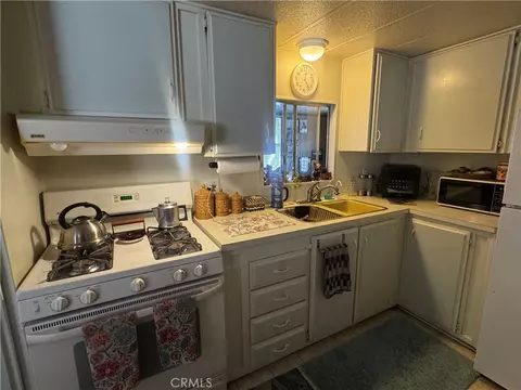 7484 Kickapoo Trl #9, Yucca Valley, CA 92284 photo 13