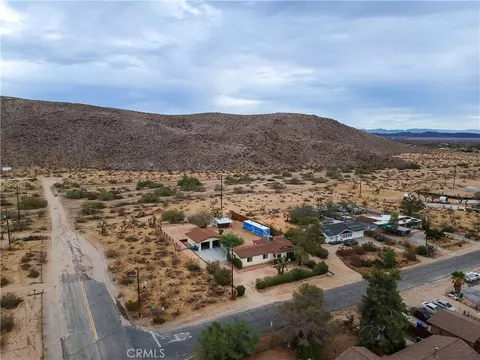 View/Area - 61726 Hilltop, Joshua Tree, CA 92252 photo 4 of 7