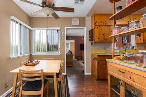 Dining - 61726 Hilltop, Joshua Tree, CA 92252 photo 1 of 2