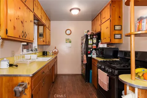 Kitchen - 61726 Hilltop, Joshua Tree, CA 92252 photo 1 of 1