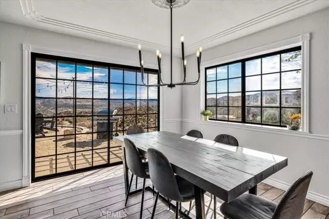 Dining - 57024 Pinto Ct, Yucca Valley, CA 92284 photo 2 of 2