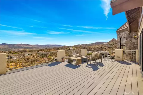 Exterior - 57024 Pinto Ct, Yucca Valley, CA 92284 photo 4 of 14