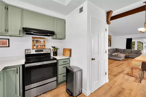 Kitchen - 61864 Alta Mura, Joshua Tree, CA 92252 photo 3 of 4
