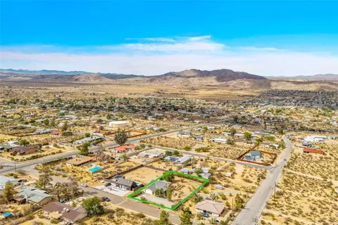 View/Area - 61864 Alta Mura, Joshua Tree, CA 92252 photo 5 of 6