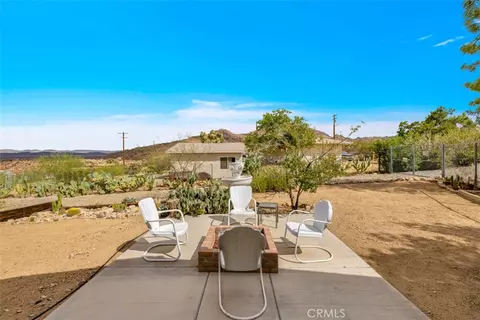 Exterior - 61864 Alta Mura, Joshua Tree, CA 92252 photo 9 of 19