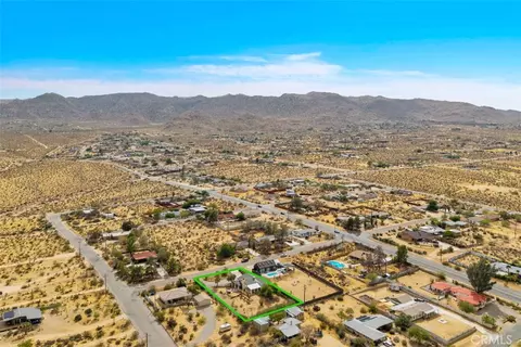 View/Area - 61864 Alta Mura, Joshua Tree, CA 92252 photo 1 of 6