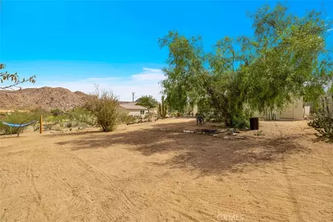 Exterior - 61864 Alta Mura, Joshua Tree, CA 92252 photo 14 of 19
