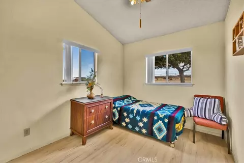 Bedroom - 5566 Oleta, Landers, CA 92285 photo 4 of 5