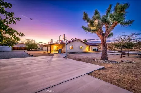 Exterior - 58235 Paxton, Yucca Valley, CA 92284 photo 8 of 9