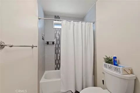 Bath - 58235 Paxton, Yucca Valley, CA 92284 photo 2 of 4