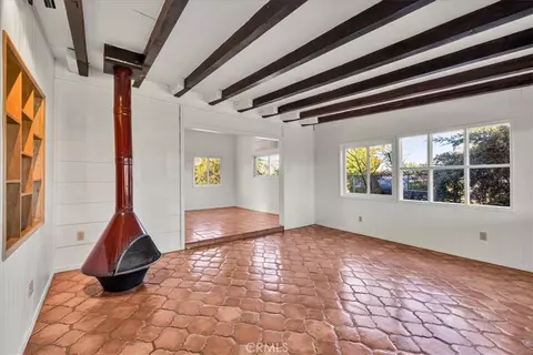 Living - 51039 Canyon Rd, Morongo Valley, CA 92256 photo 6 of 7