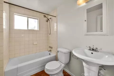 Bath - 51039 Canyon Rd, Morongo Valley, CA 92256 photo 3 of 3