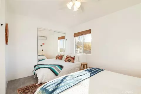 Bedroom - 64380 Sullivan Rd, Joshua Tree, CA 92252 photo 5 of 14