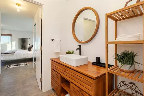 Bath - 64380 Sullivan Rd, Joshua Tree, CA 92252 photo 2 of 3