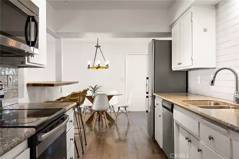 Kitchen - 7453 Olympic Rd, Joshua Tree, CA 92252 photo 2 of 3