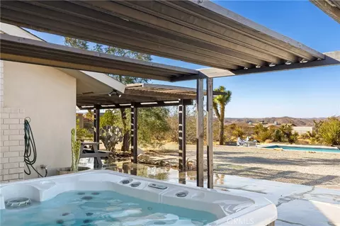 Exterior - 61184 Onaga Trl, Joshua Tree, CA 92252 photo 7 of 13