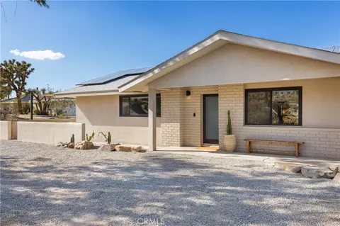Exterior - 61184 Onaga Trl, Joshua Tree, CA 92252 photo 2 of 13