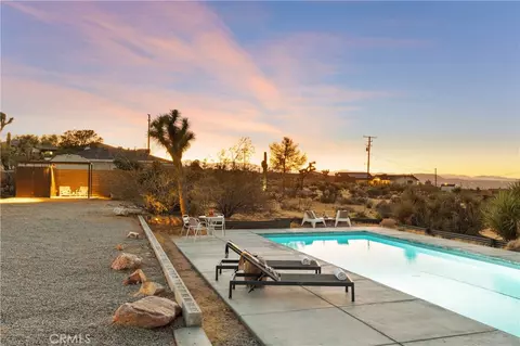 Exterior - 61184 Onaga Trl, Joshua Tree, CA 92252 photo 12 of 13