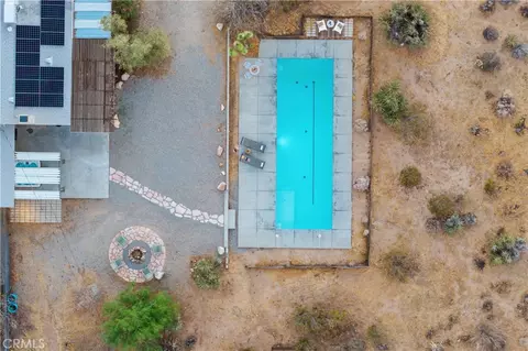 Exterior - 61184 Onaga Trl, Joshua Tree, CA 92252 photo 10 of 13