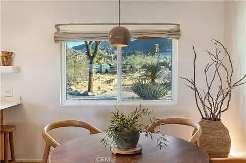 Dining - 61184 Onaga Trl, Joshua Tree, CA 92252 photo 2 of 2