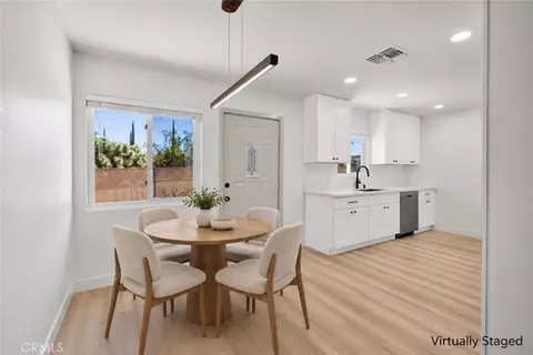 Dining - 7623 Frontera Ave, Yucca Valley, CA 92284 photo 1 of 1