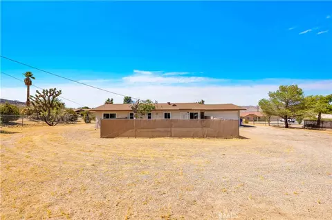 Exterior - 7623 Frontera Ave, Yucca Valley, CA 92284 photo 8 of 11