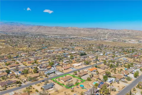View/Area - 7623 Frontera Ave, Yucca Valley, CA 92284 photo 6 of 7