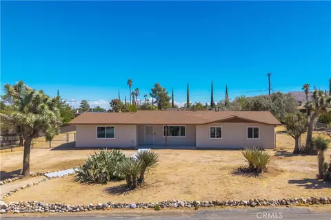 Exterior - 7623 Frontera Ave, Yucca Valley, CA 92284 photo 2 of 11