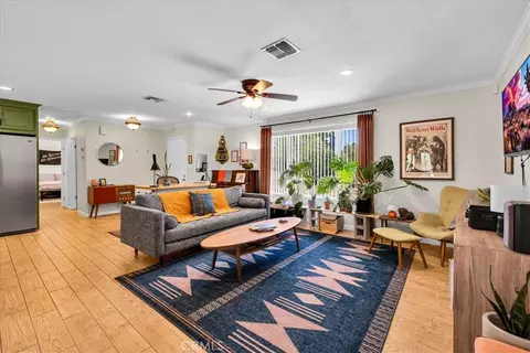 Living - 7433 Frontera Ave, Yucca Valley, CA 92284 photo 3 of 4