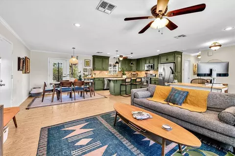 Living - 7433 Frontera Ave, Yucca Valley, CA 92284 photo 4 of 4