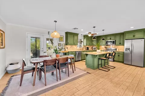 Kitchen - 7433 Frontera Ave, Yucca Valley, CA 92284 photo 1 of 4