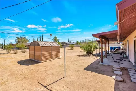 Exterior - 7433 Frontera Ave, Yucca Valley, CA 92284 photo 7 of 8