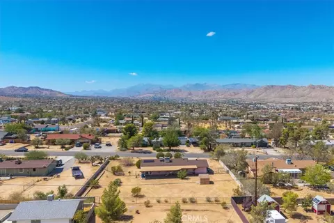 View/Area - 7433 Frontera Ave, Yucca Valley, CA 92284 photo 5 of 11