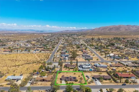 View/Area - 7433 Frontera Ave, Yucca Valley, CA 92284 photo 7 of 11